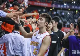关于深圳球队备战对阵四川，齐心协力冲刺胜利的信息