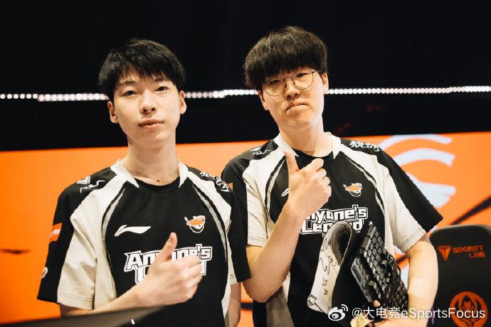 难绷！T1跌入败者组成LPL守关BOSS，网友提议：让AL去赢面大一些